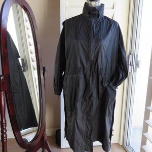 Vince XS rain jacket and coat black